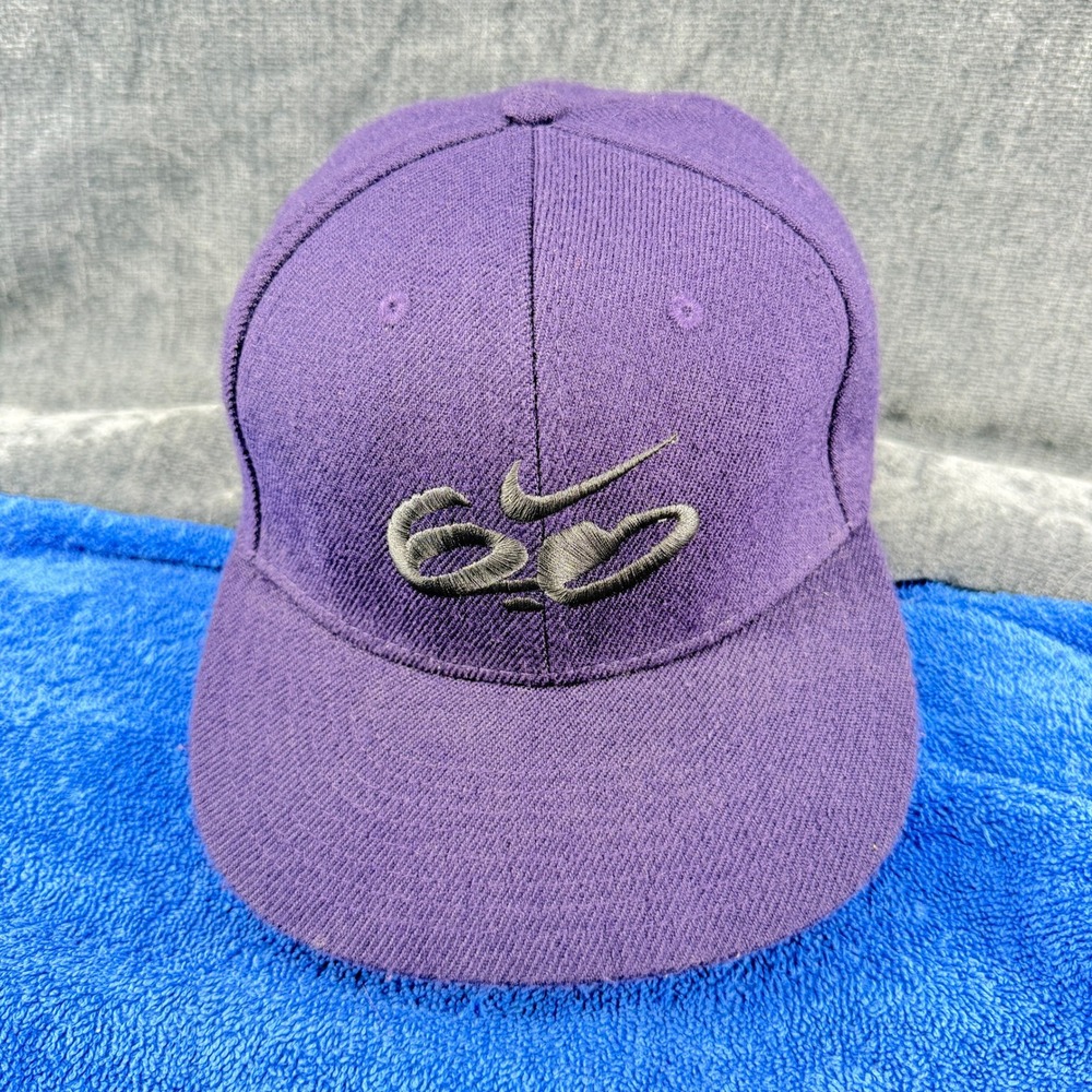 Nike 6.0 Fitted Hat Size 8 Purple Embroidered Logo Skate BMX Cap 2018 Rare
